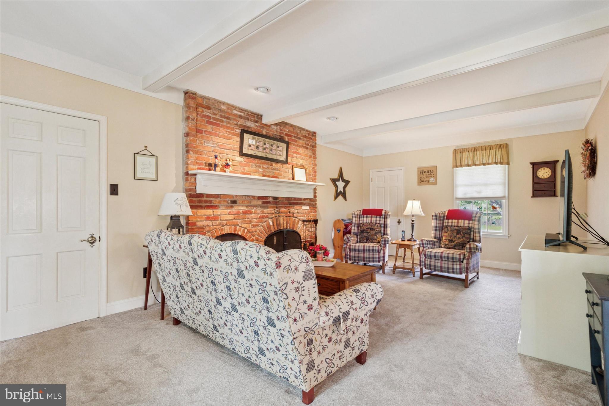 7 Taylor Lane Doylestown, PA 18902 - Photo 11 of 35