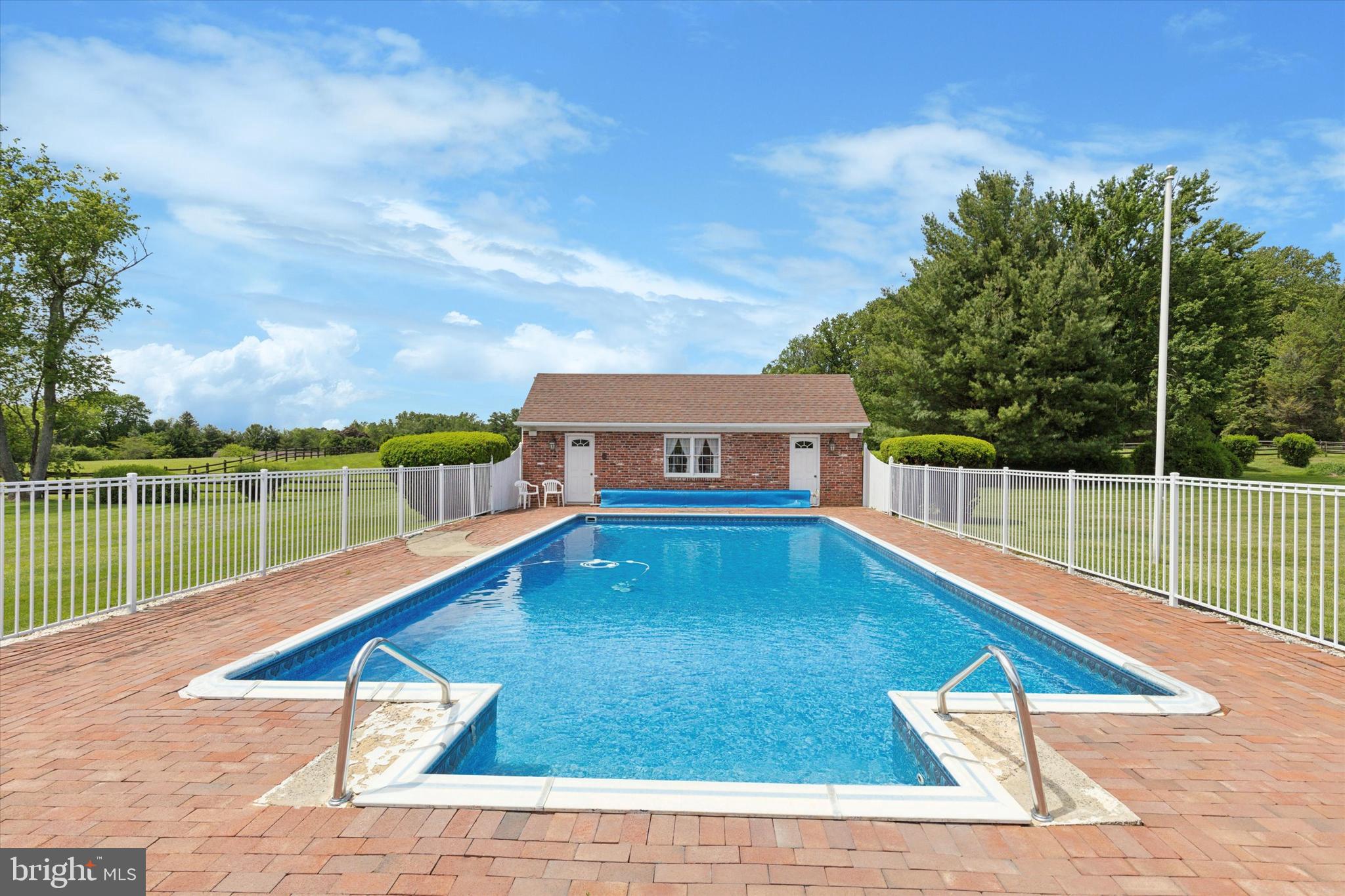 7 Taylor Lane Doylestown, PA 18902 - Photo 33 of 35