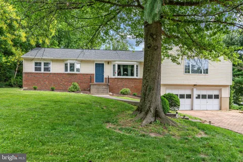 $495,000 | 7902 Nottingham Way, Ellicott City, MD 21043