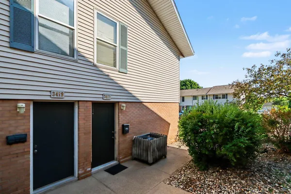 $89,900 | 3417 Kenbrooke Court, Kalamazoo, MI 49006