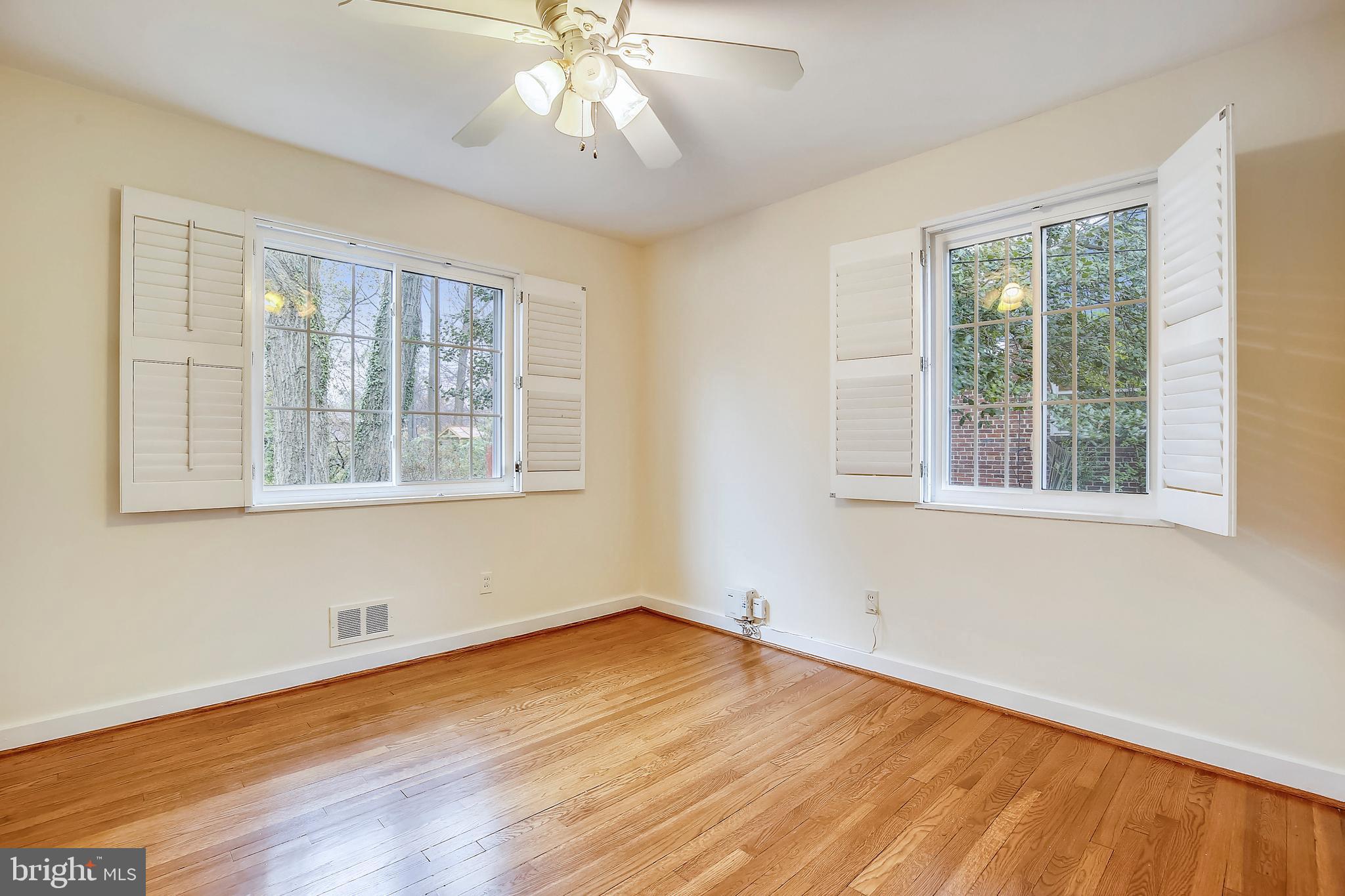 6 Devon Road Silver Spring, MD 20910 - Photo 11 of 38 Bedroom 2
