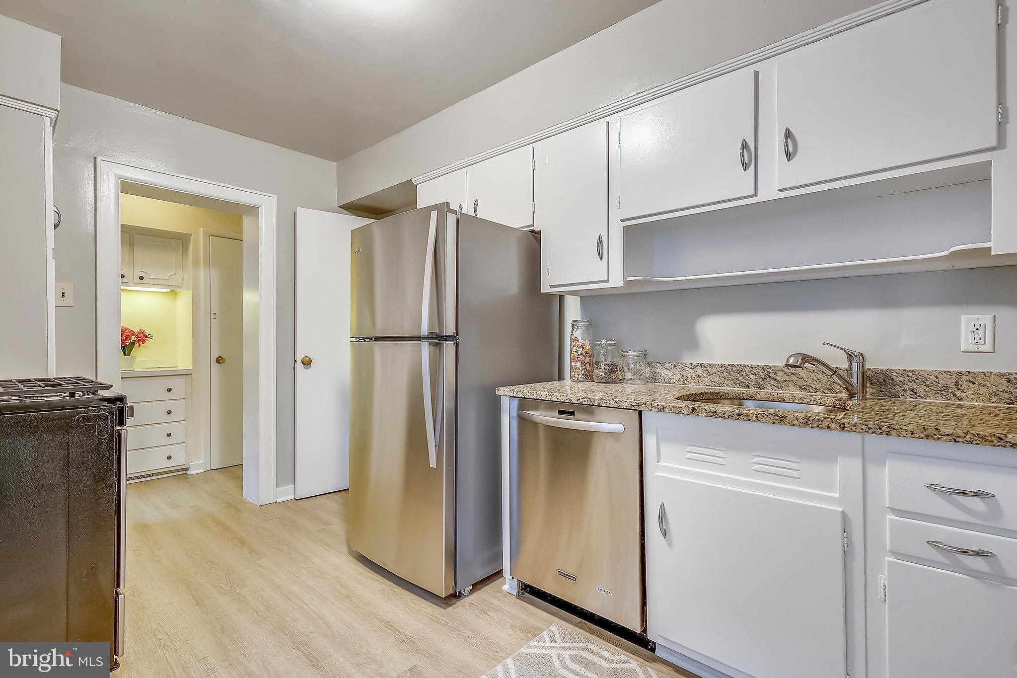 6 Devon Road Silver Spring, MD 20910 - Photo 14 of 38 Newer Stainless steel appliances