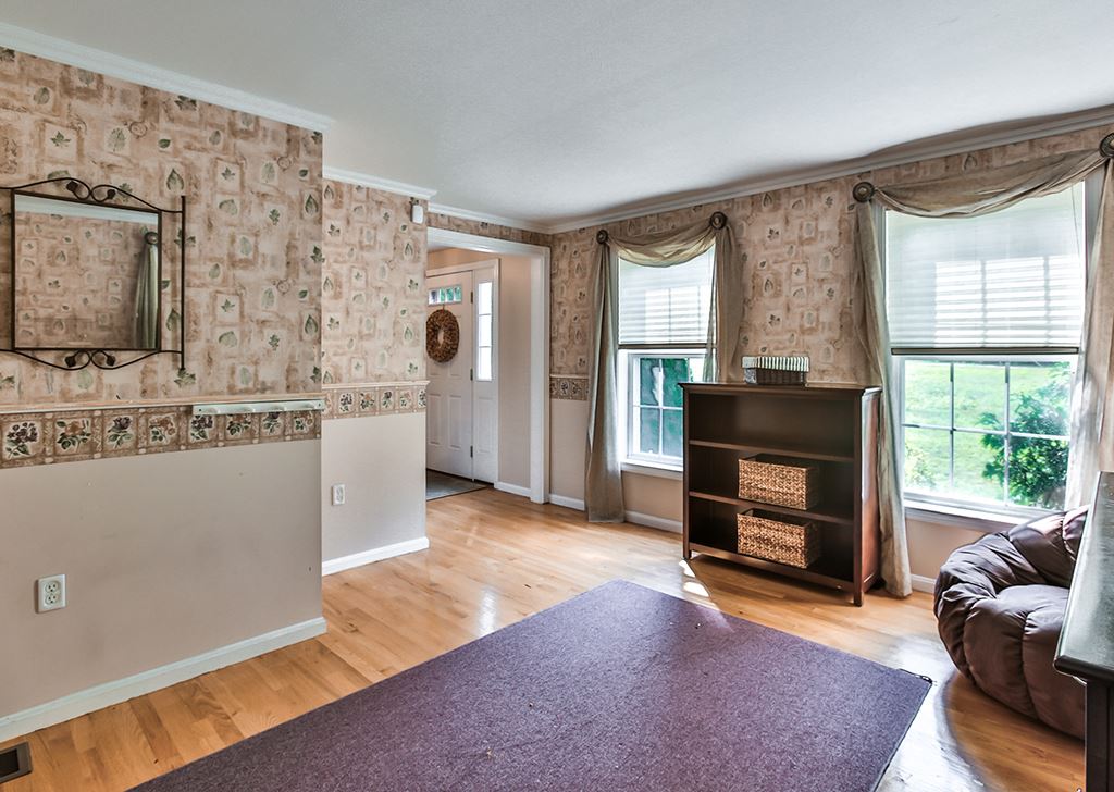 251 Stable Road Milford, NH 03055 - Photo 4 of 36 Gallery Image 4