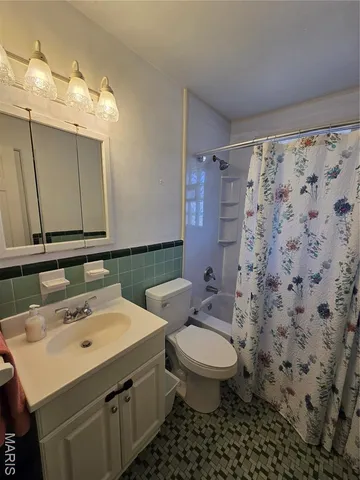 $135,000 | 3149 Myrtle Avenue, Granite City, IL 62040