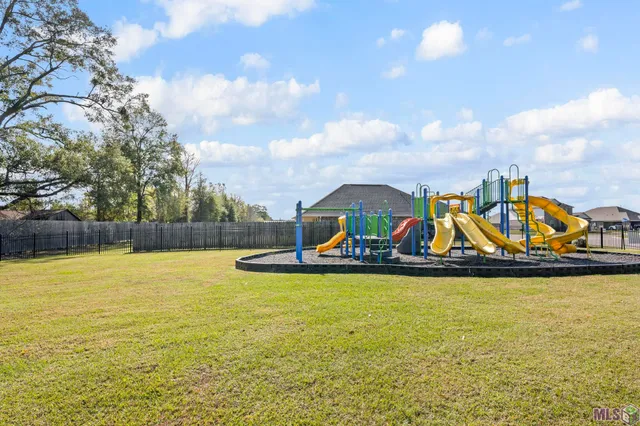 $229,000 | 5417 Greenridge Lane, Zachary, LA 70791