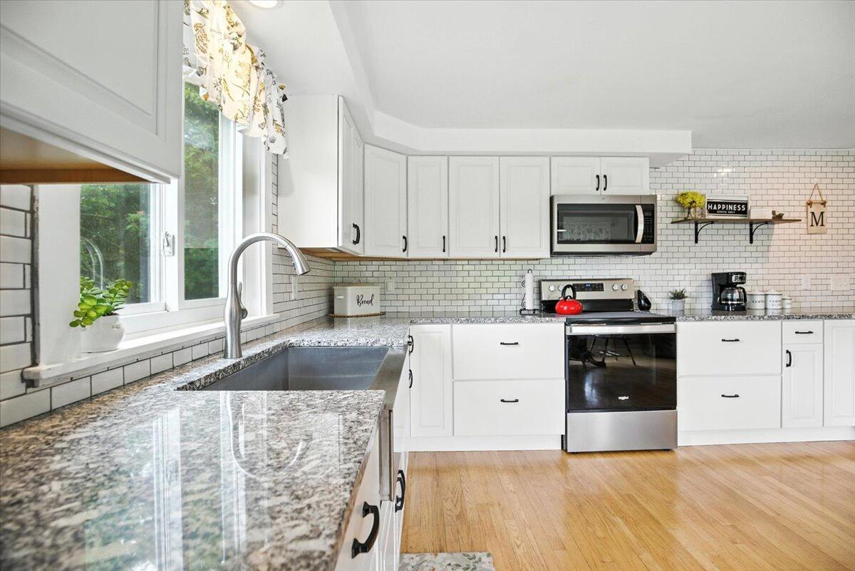 37 Granite Ledge Road Phippsburg, ME 04562 - Photo 23 of 66 27-37 Granite Ledge Rd_Phippsburg_ME-29