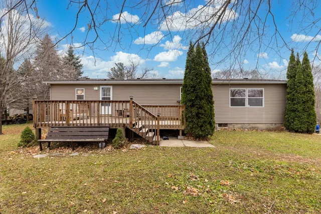 $395,000 | 720 Central Avenue South, New Prague, MN 56071