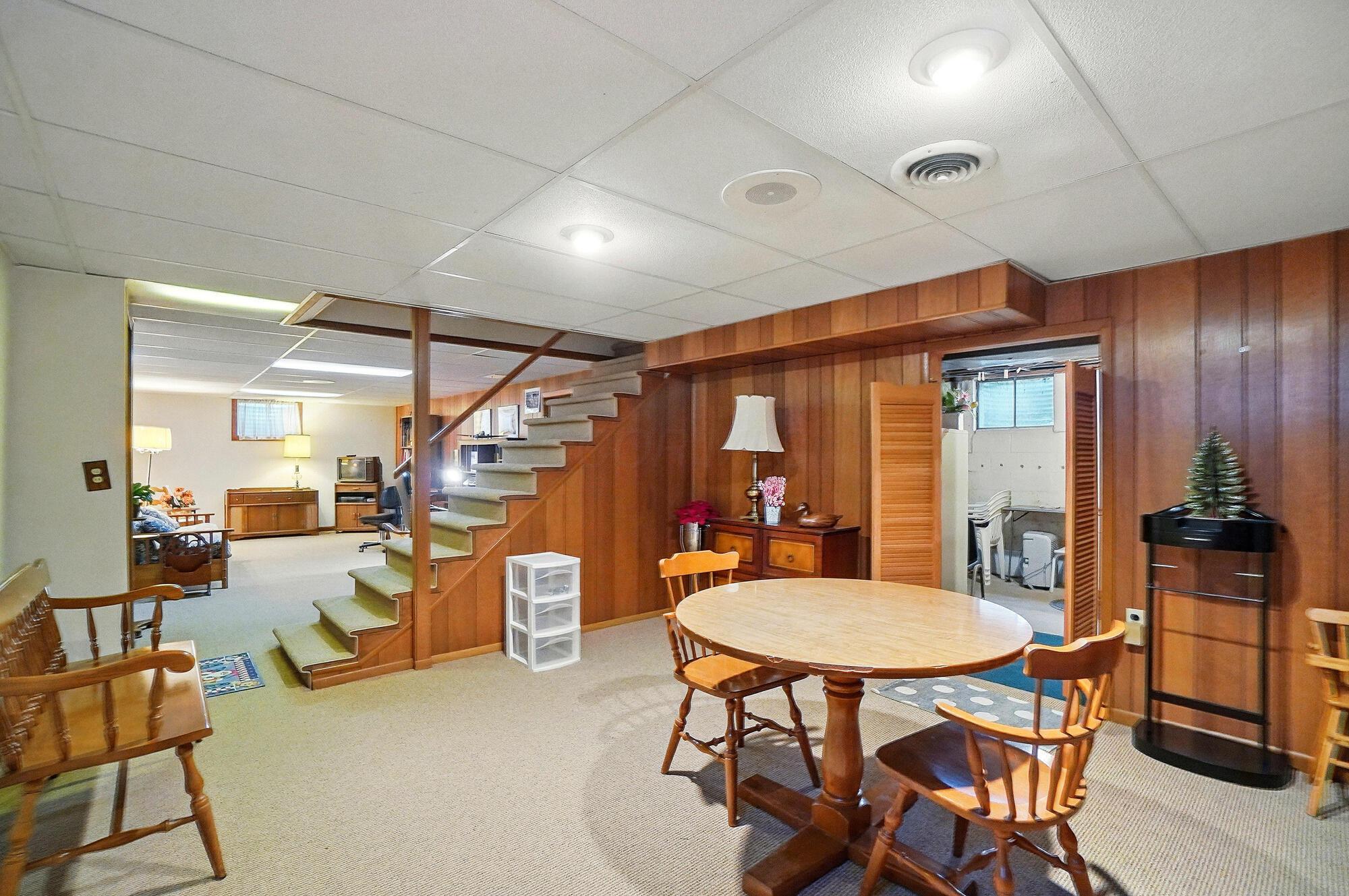 4295 Stratton Road Columbus, OH 43220 - Photo 44 of 60 044
