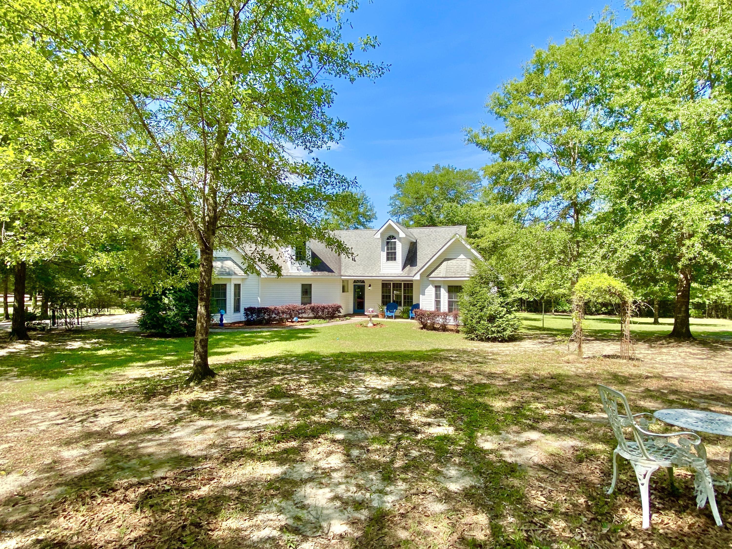 24171 Success Road Saucier, MS 39574 - Photo 8 of 55 IMG_E4495