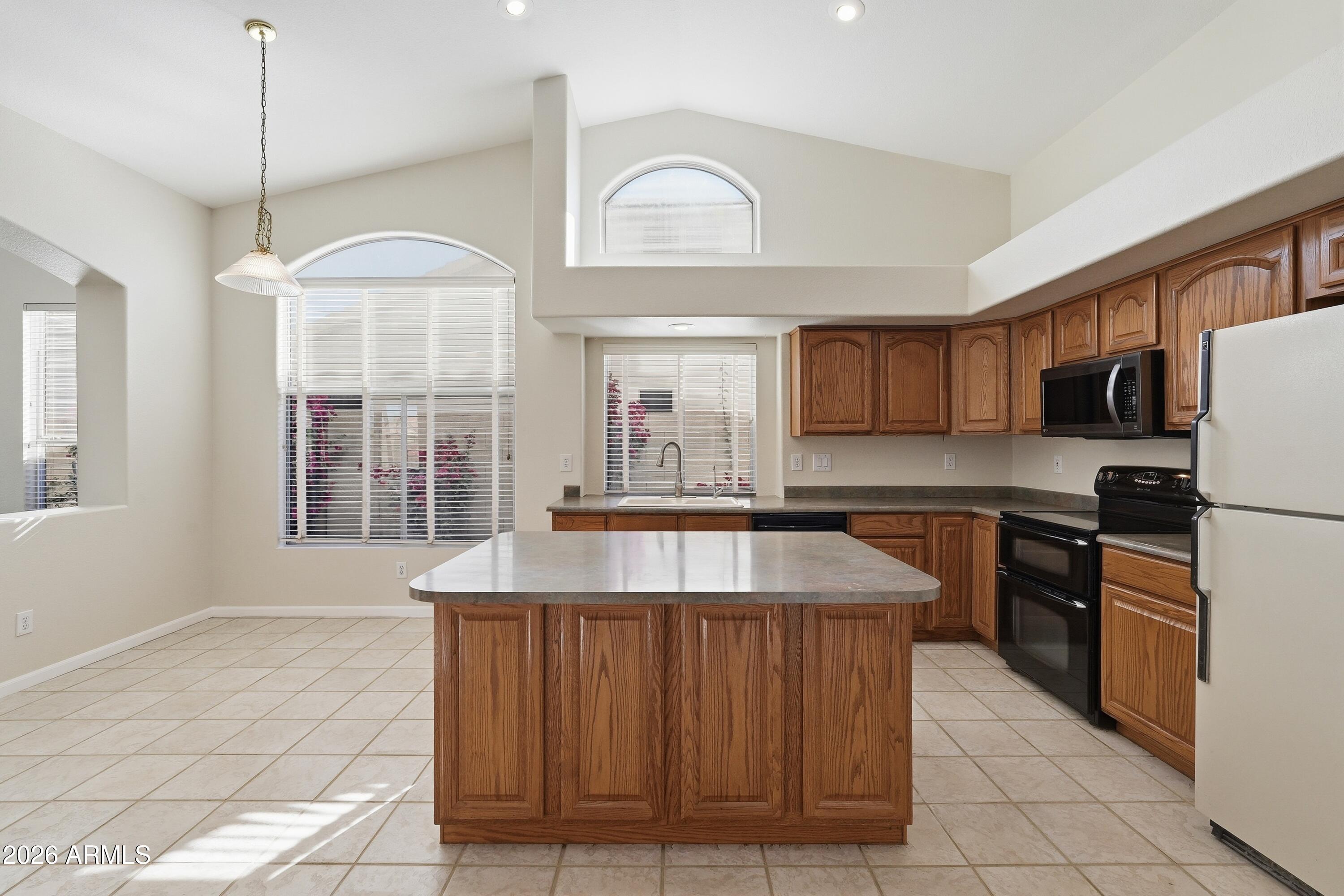 12434 West Monte Vista Road Avondale, AZ 85392 - Photo 16 of 43 017_ListerPros