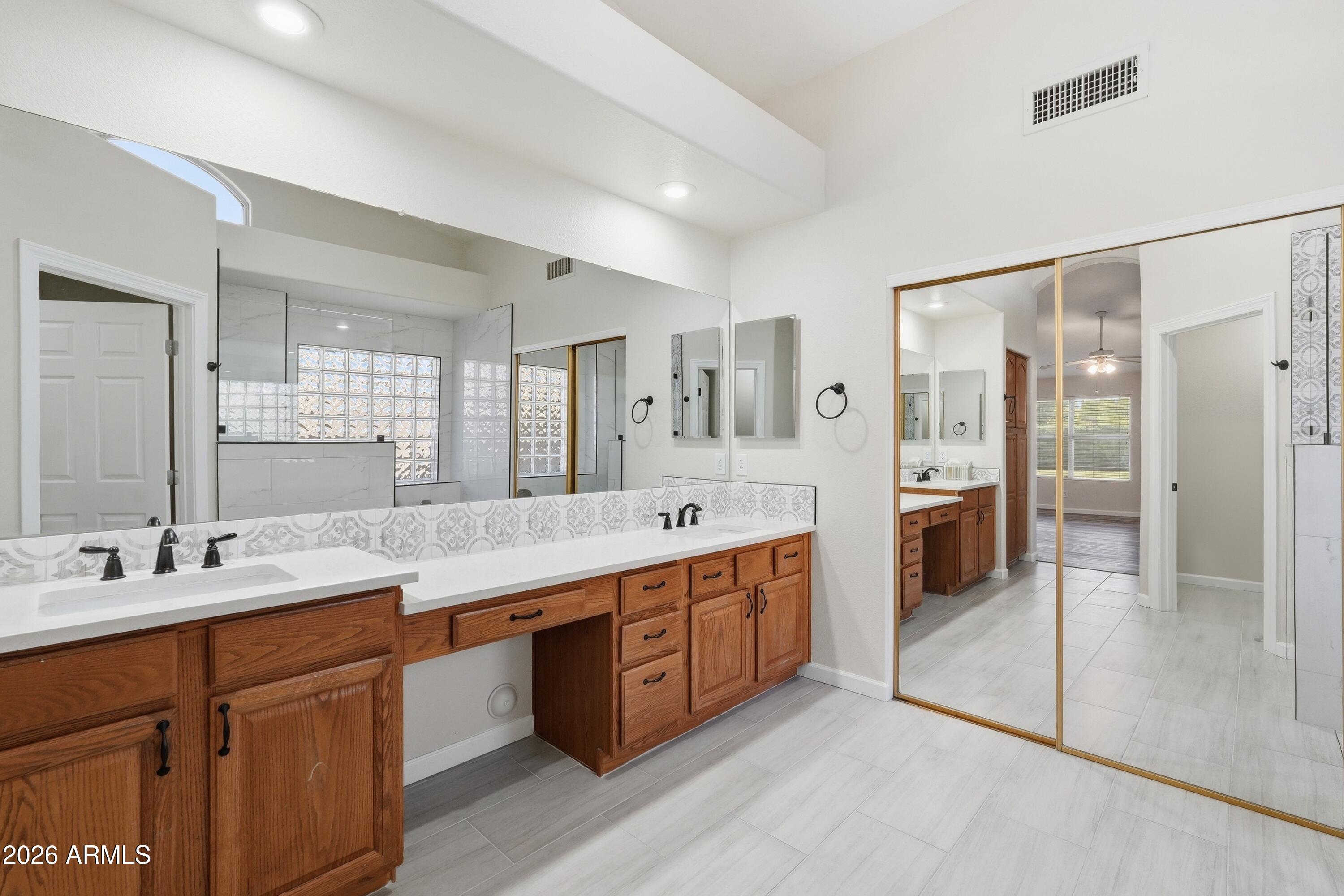 12434 West Monte Vista Road Avondale, AZ 85392 - Photo 33 of 43 034_ListerPros