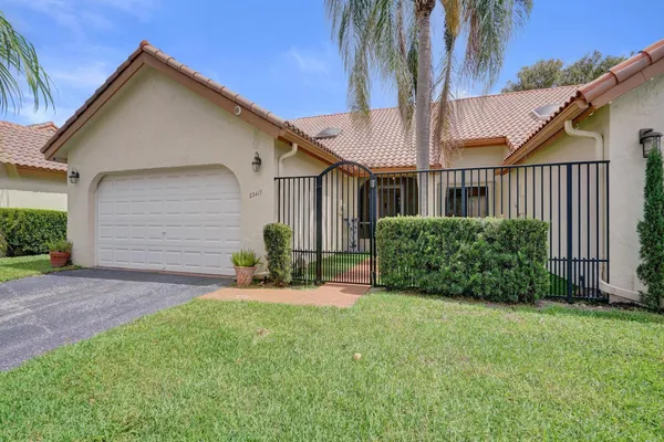 $750,000 | 23417 Water Circle, Boca Raton, FL 33486