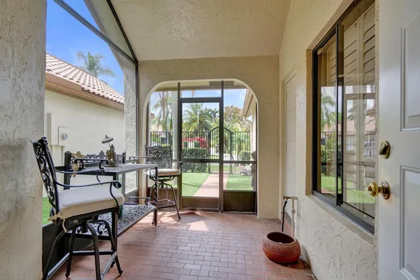 $740,000 | 23417 Water Circle, Boca Raton, FL 33486