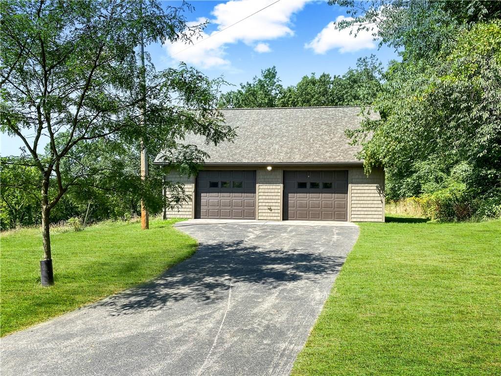 1189 Lindsey Road New Castle, PA 16105 - Photo 5 of 25 Gallery Image 5