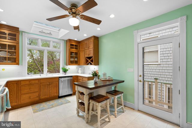 $999,999 | 94 Market Street, Annapolis, MD 21401