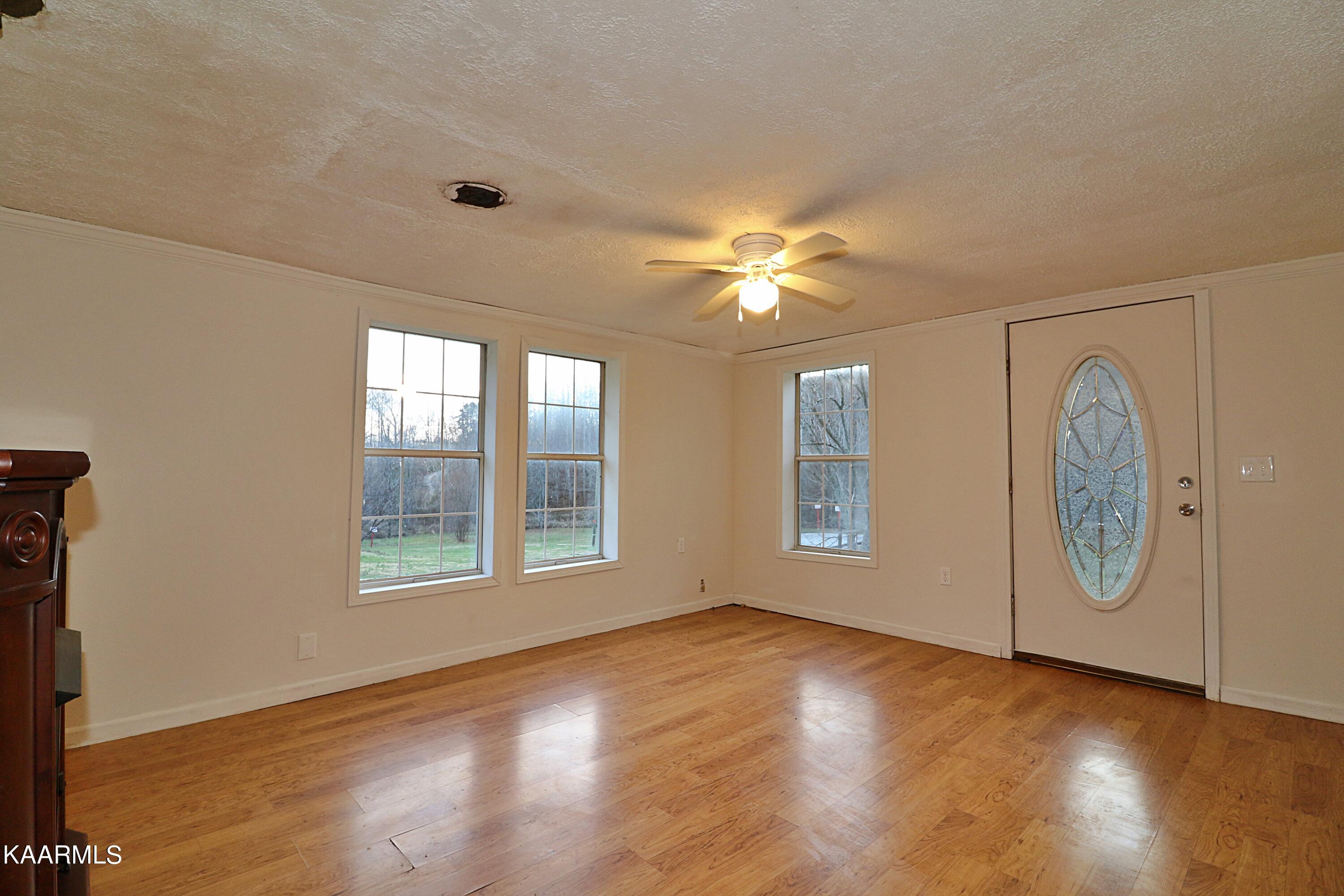 540 Grassy Knob Road Robbins, TN 37852 - Photo 5 of 26 094A8605