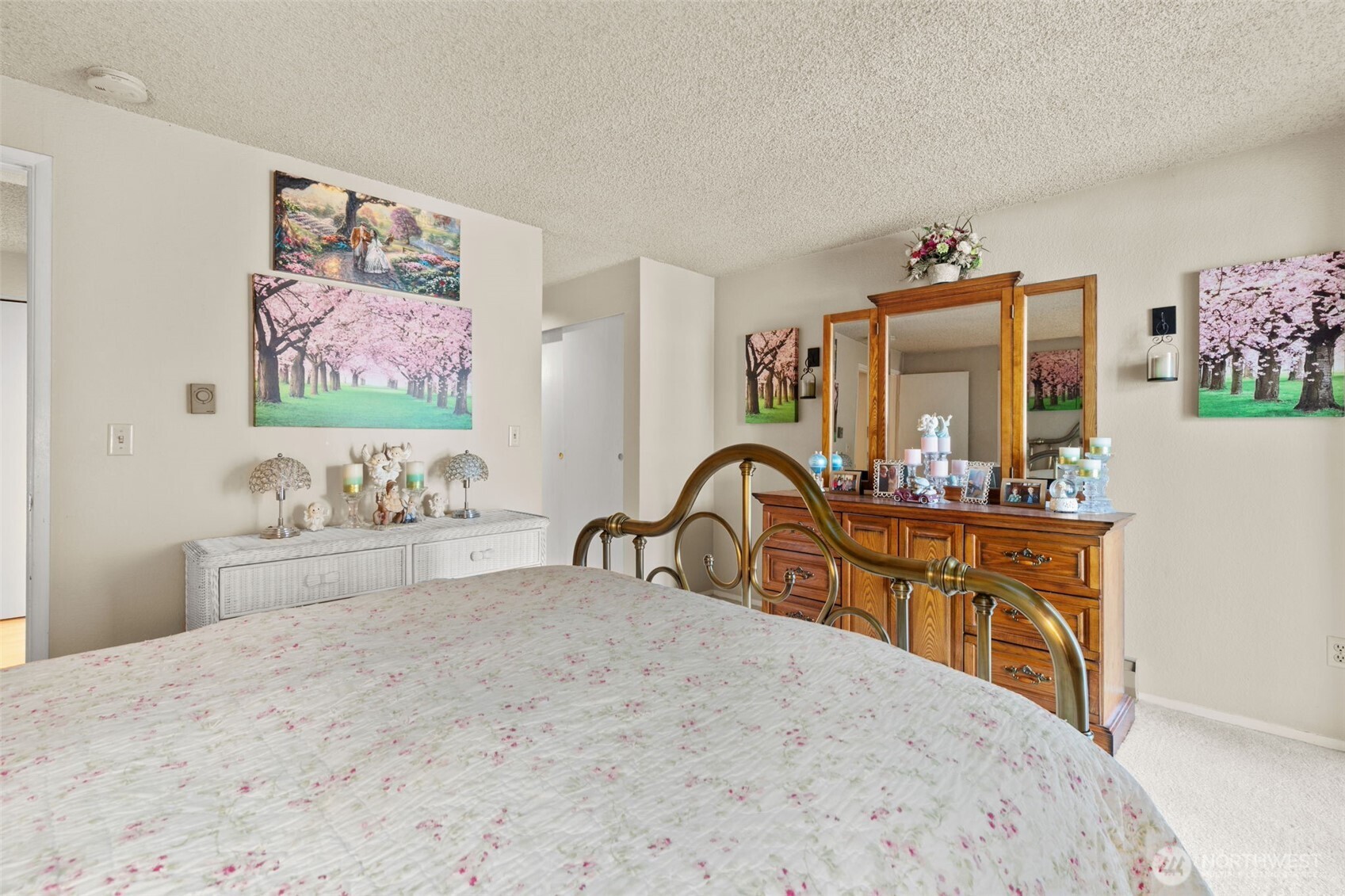 2517 Northeast 4th Street, Unit 523 Renton, WA 98056 - Photo 19 of 32 a bedroom with furniture and window