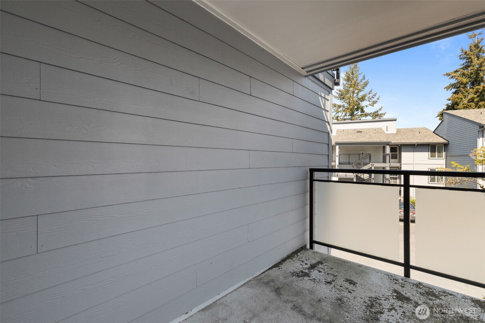 2517 Northeast 4th Street, Unit 523 Renton, WA 98056 - Photo 22 of 32 a view of a balcony