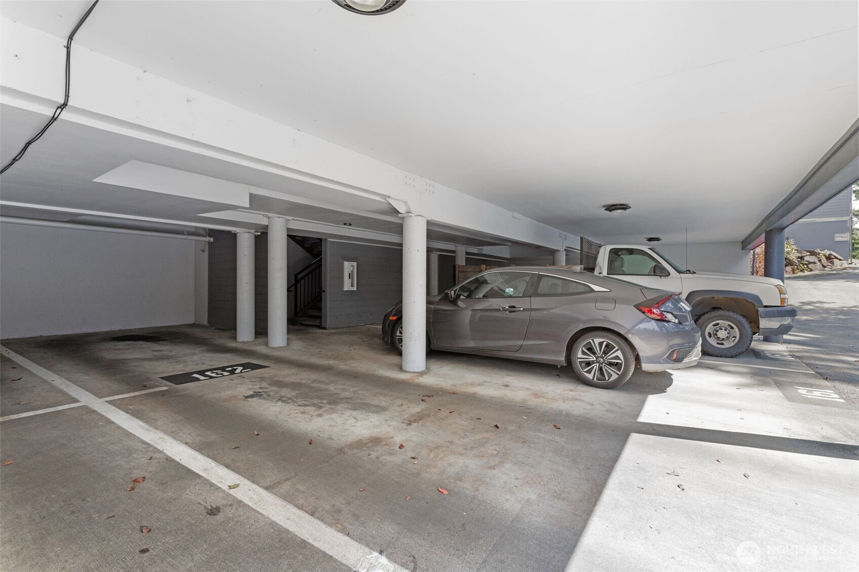 2517 Northeast 4th Street, Unit 523 Renton, WA 98056 - Photo 28 of 32 a view of car garage