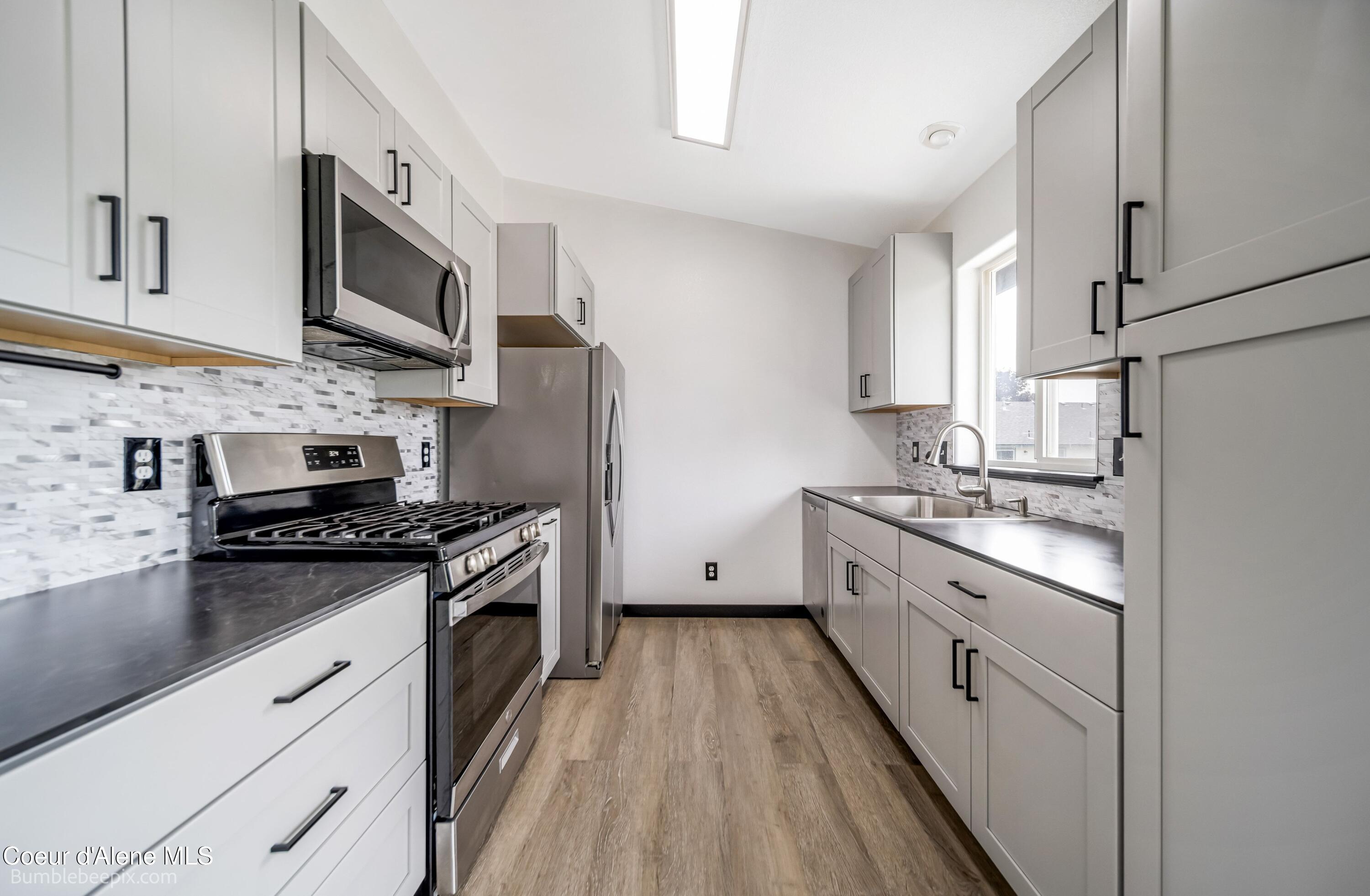 2615 North Rawhide Ridge Road Post Falls, ID 83854 - Photo 12 of 35 Kitchen
