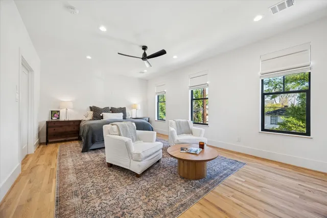 $2,050,000 | 701 Ridge Street, Houston, TX 77009