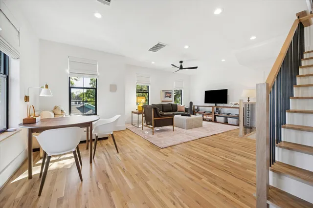 $2,050,000 | 701 Ridge Street, Houston, TX 77009