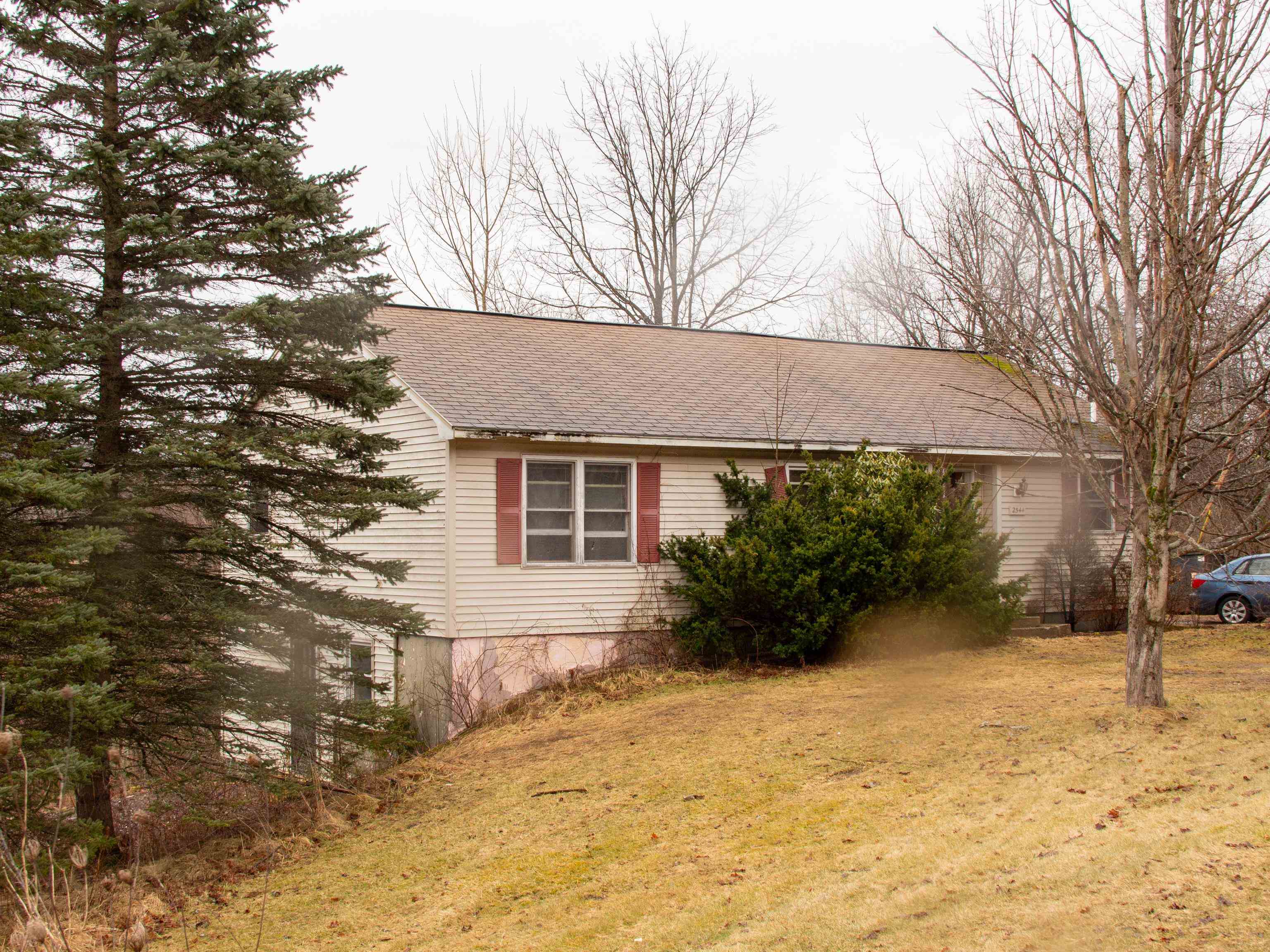 2544 West Street Proctor, VT 05765 - Photo 8 of 16 Gallery Image 8