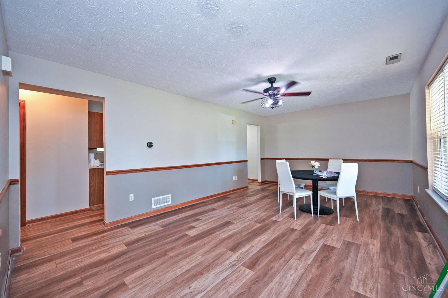 3633 Lewis Road Amelia, OH 45102 - Photo 6 of 39