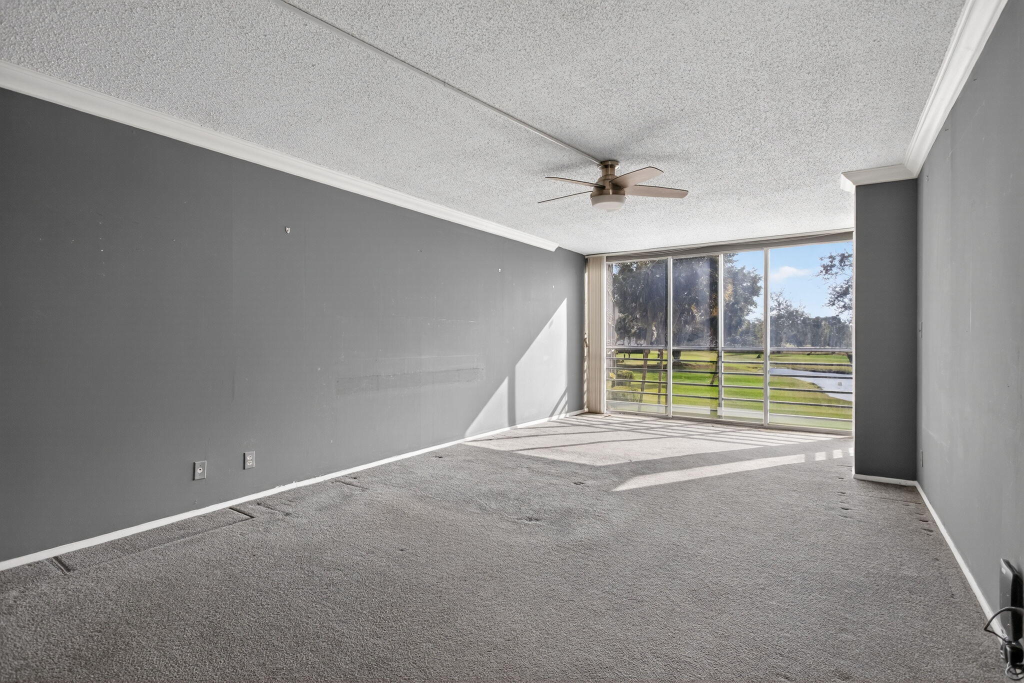 555 Oaks Lane, Unit 207 Pompano Beach, FL 33069 - Photo 42 of 63 35-web-or-mls-555 -9390