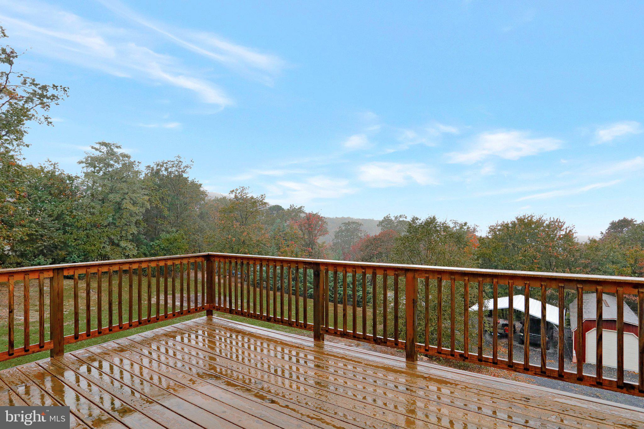 1050 Lower Valley Road Strasburg, VA 22657 - Photo 26 of 34 a view of balcony with wooden fence