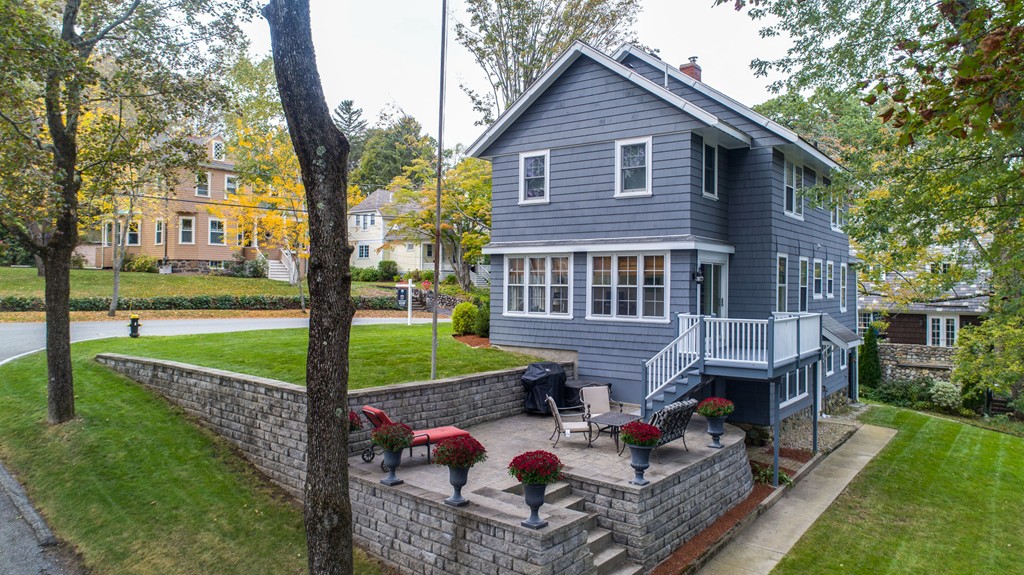 60 Hillcrest Road Reading, MA 01867 - Photo 27 of 30 Gallery Image 27