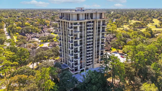 $245,000 | 14655 Champion Forest Drive, Unit 302, Houston, TX 77069