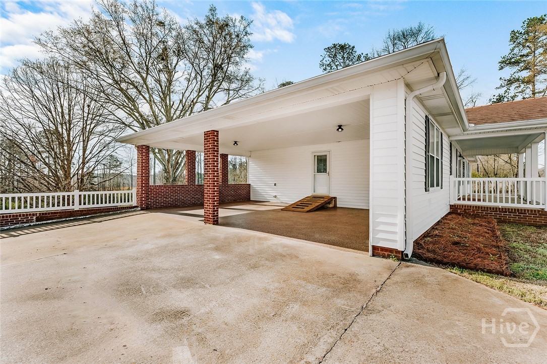 674 Yancey Road Arnoldsville, GA 30619 - Photo 4 of 71