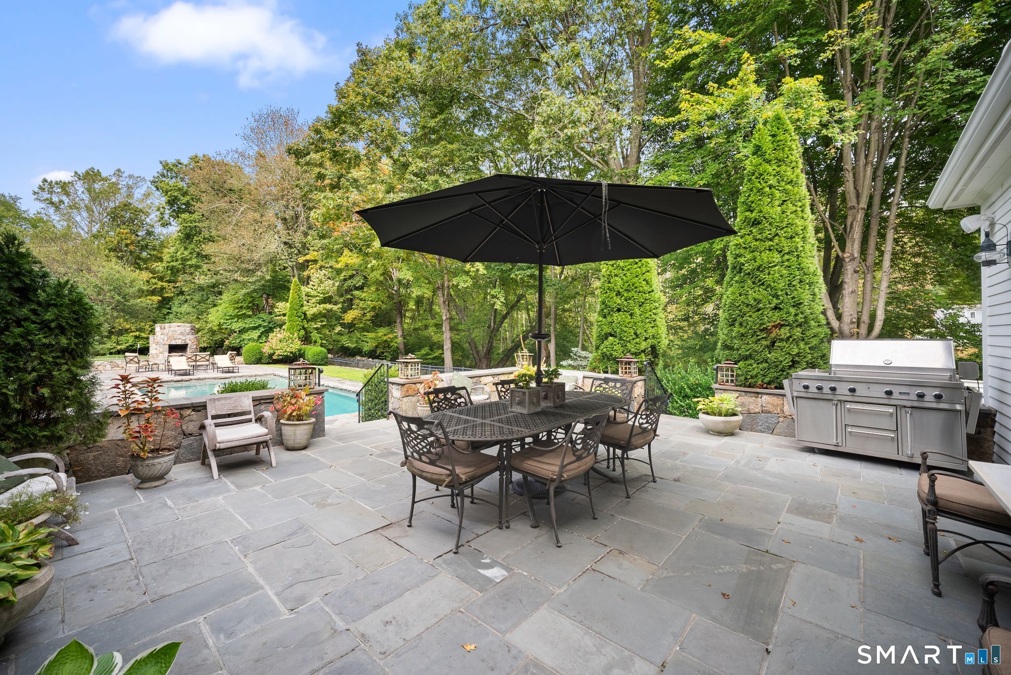 1380 Old Academy Road Fairfield, CT 06824 - Photo 38 of 39