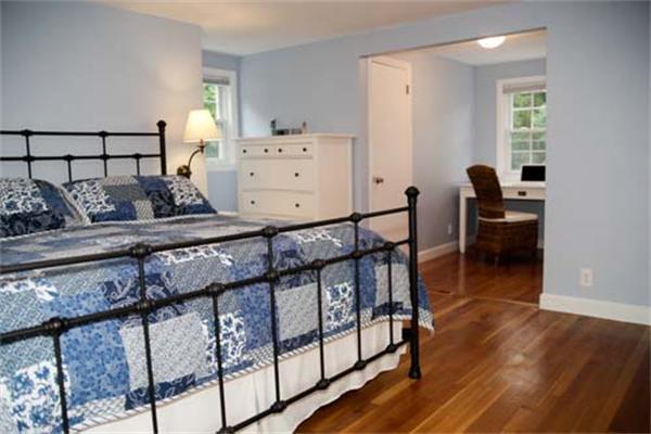 24 Magnolia Road Sudbury, MA 01776 - Photo 12 of 22