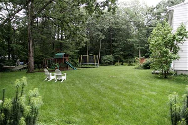 24 Magnolia Road Sudbury, MA 01776 - Photo 20 of 22