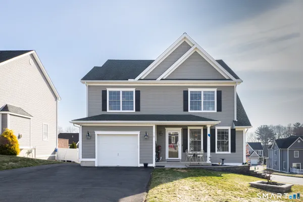 $529,900 | 2 Bushel Road, Unit 2, Plainville, CT 06062