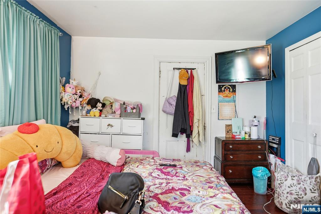 33-35 Pulaski Place Hackensack, NJ 07601 - Photo 21 of 32
