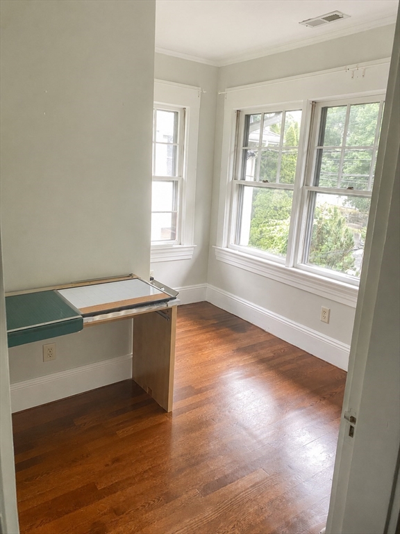 59 Rowe Street, Unit 2 Auburndale, MA 02466 - Photo 8 of 17