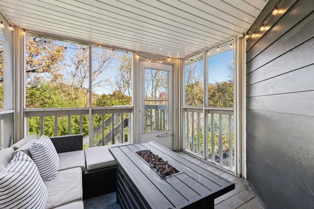 $265,000 | 2556 Concord Way, Mendota Heights, MN 55120