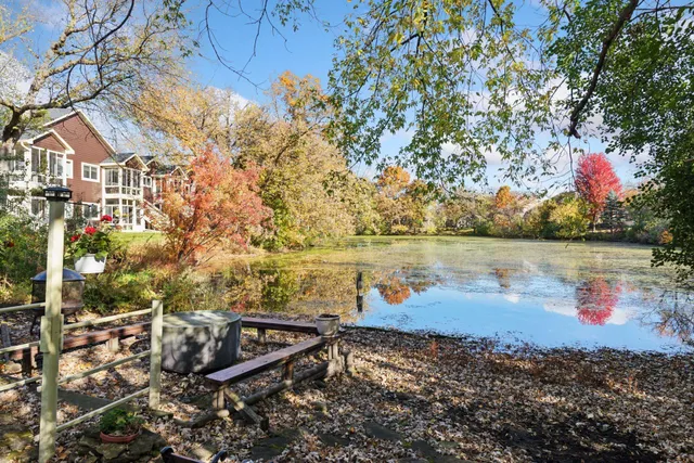 $265,000 | 2556 Concord Way, Mendota Heights, MN 55120