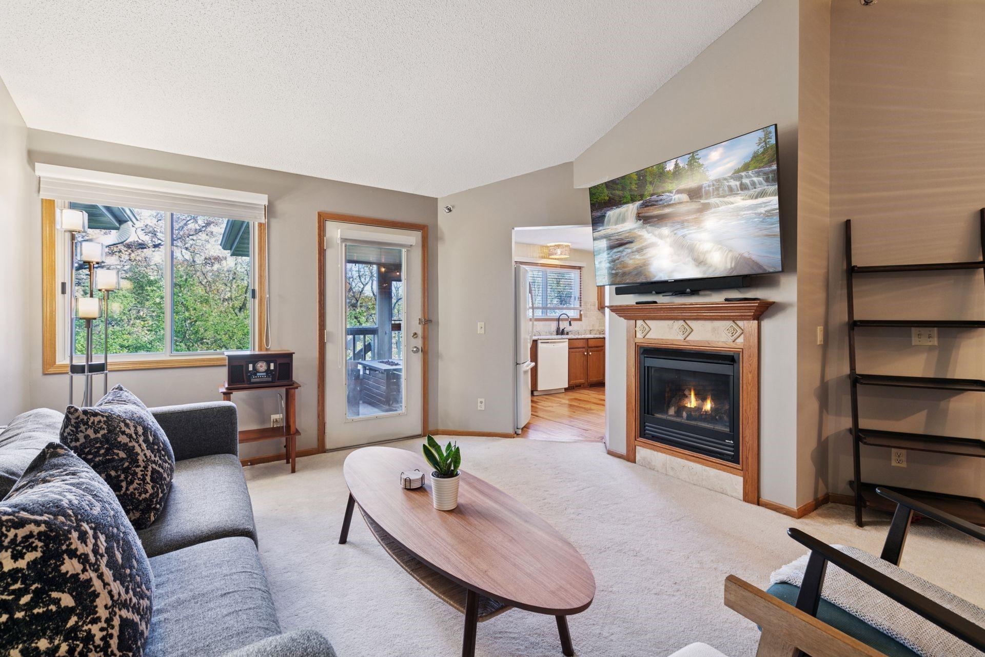 2556 Concord Way Mendota Heights, MN 55120 - Photo 3 of 23