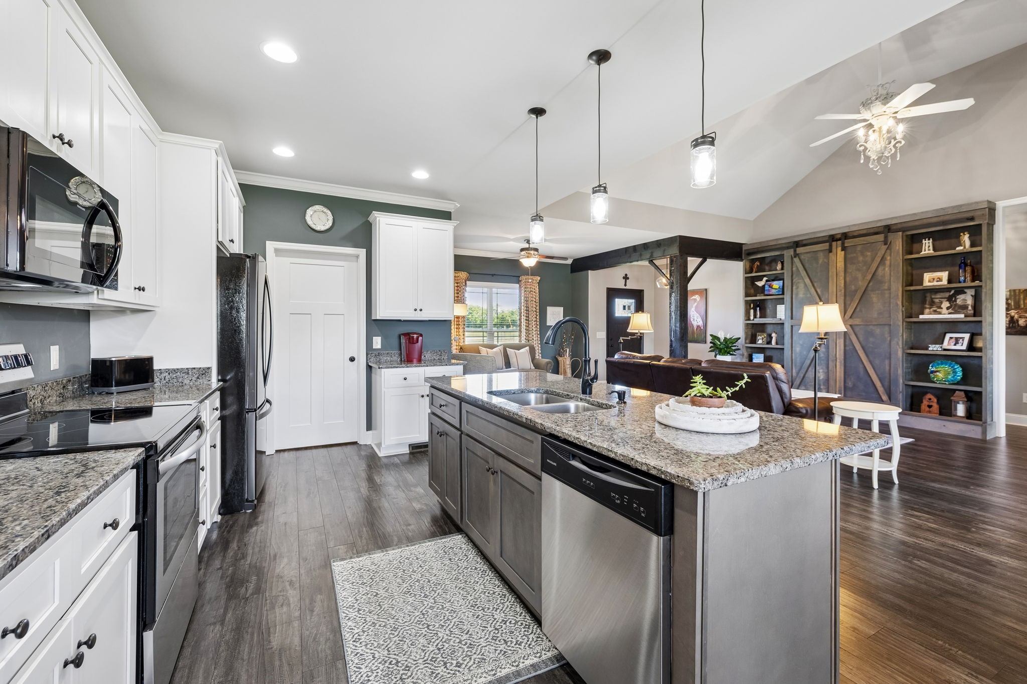 1357 Neil Road Chapel Hill, TN 37034 - Photo 18 of 76 Gallery Image 18