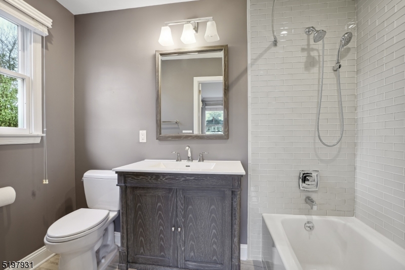 25 Ruthven Place Summit, NJ 07901 - Photo 11 of 17