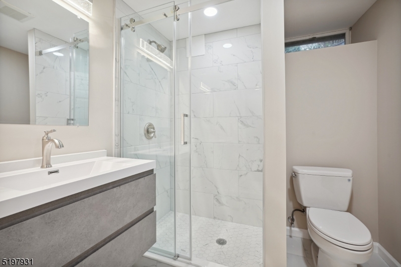 25 Ruthven Place Summit, NJ 07901 - Photo 13 of 17