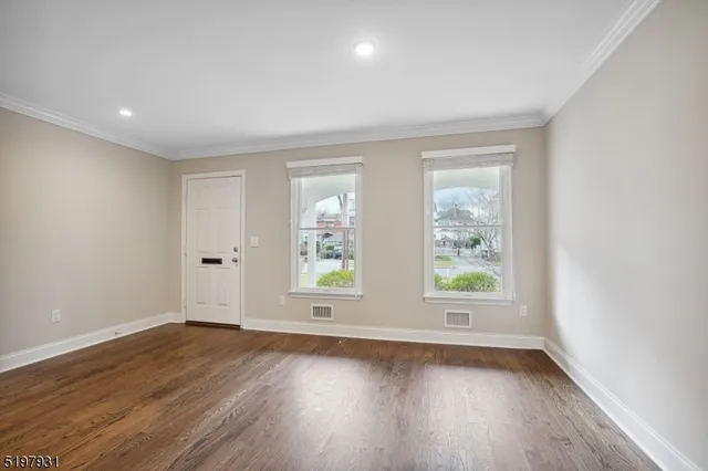 $6,000 | 25 Ruthven Place, Summit, NJ 07901