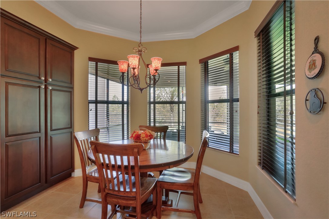 3208 Atlantic Circle Naples, FL 34119 - Photo 9 of 31