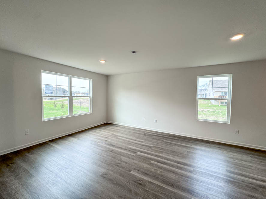 1052 58th Road, Unit 21 Union Grove, WI 53182 - Photo 4 of 38 Gallery Image 4