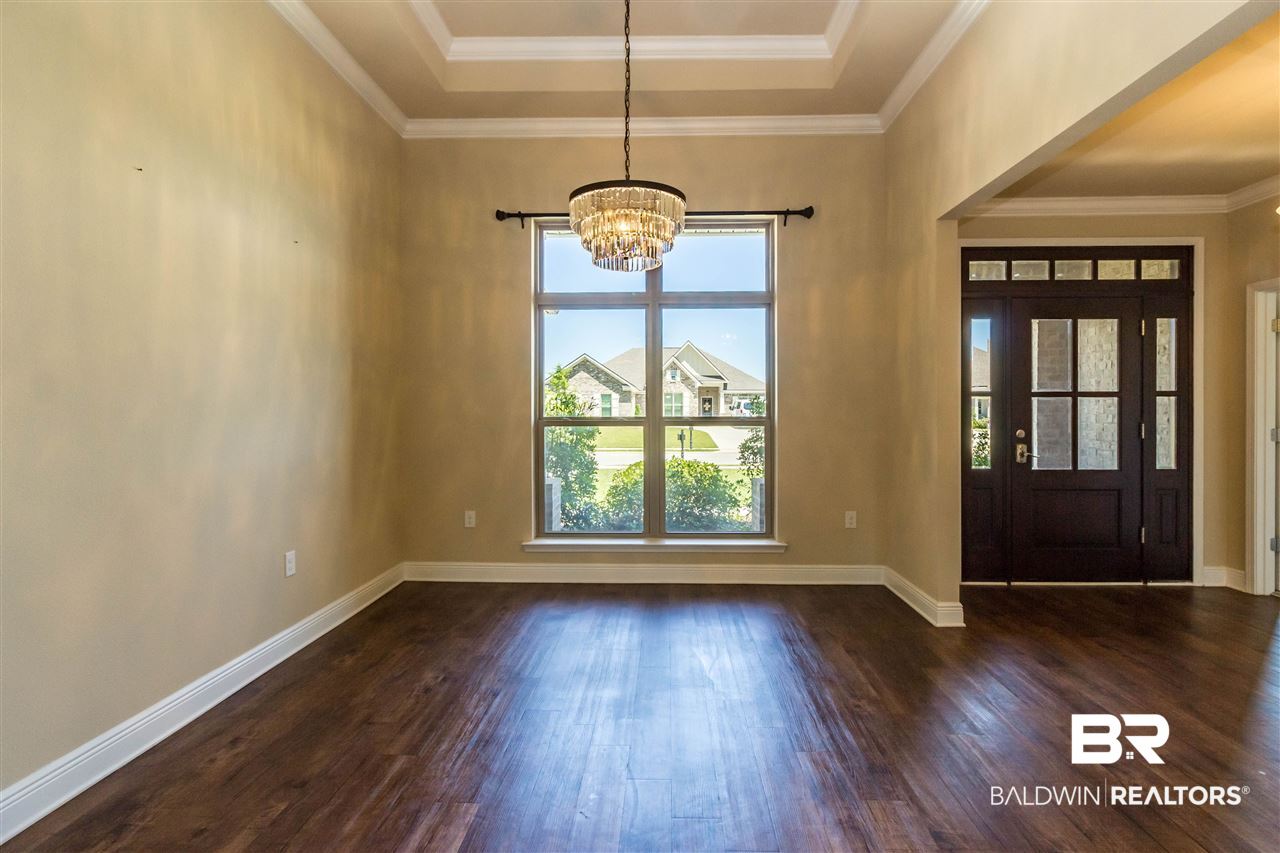 7076 Rocky Rd Loop Gulf Shores, AL 36542 - Photo 8 of 34 Foyer Dinning