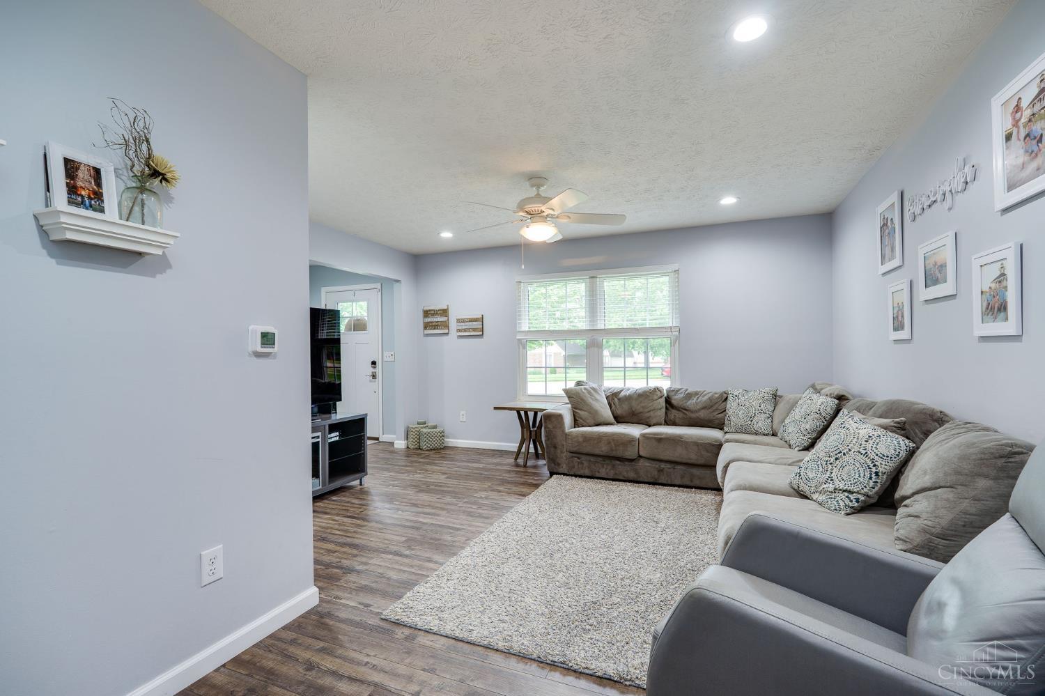 490 Queensgate Road Springboro, OH 45066 - Photo 12 of 59 Gallery Image 12